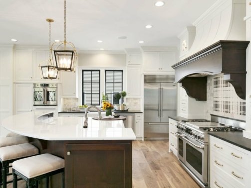 Rotating lazy susan and brand new appliances in new home